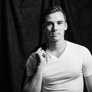 Meet your Posher, Sam